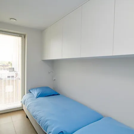 Aquilon 2 De Panne